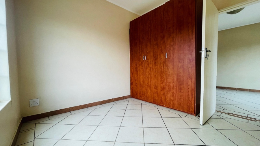 To Let 1 Bedroom Property for Rent in Die Bult North West